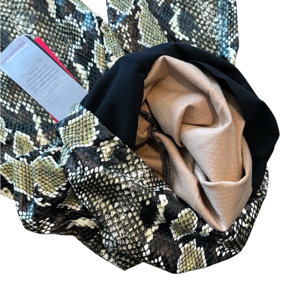 Commando NWT snake print compression leggings - Picture 9 of 9